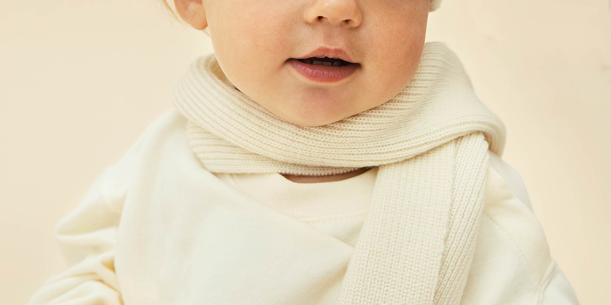 babywear mittens and scarves