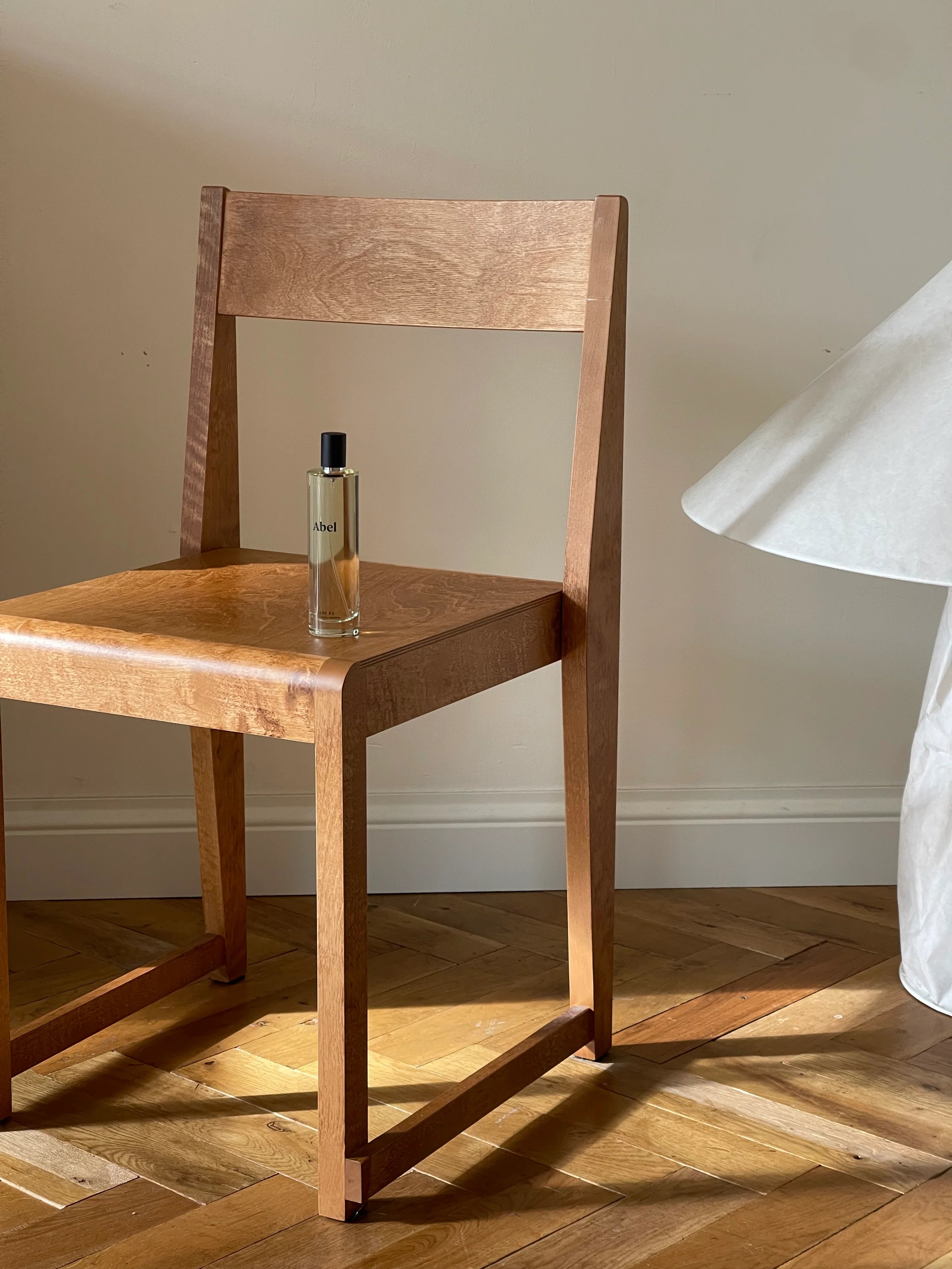 Home spray scene 03