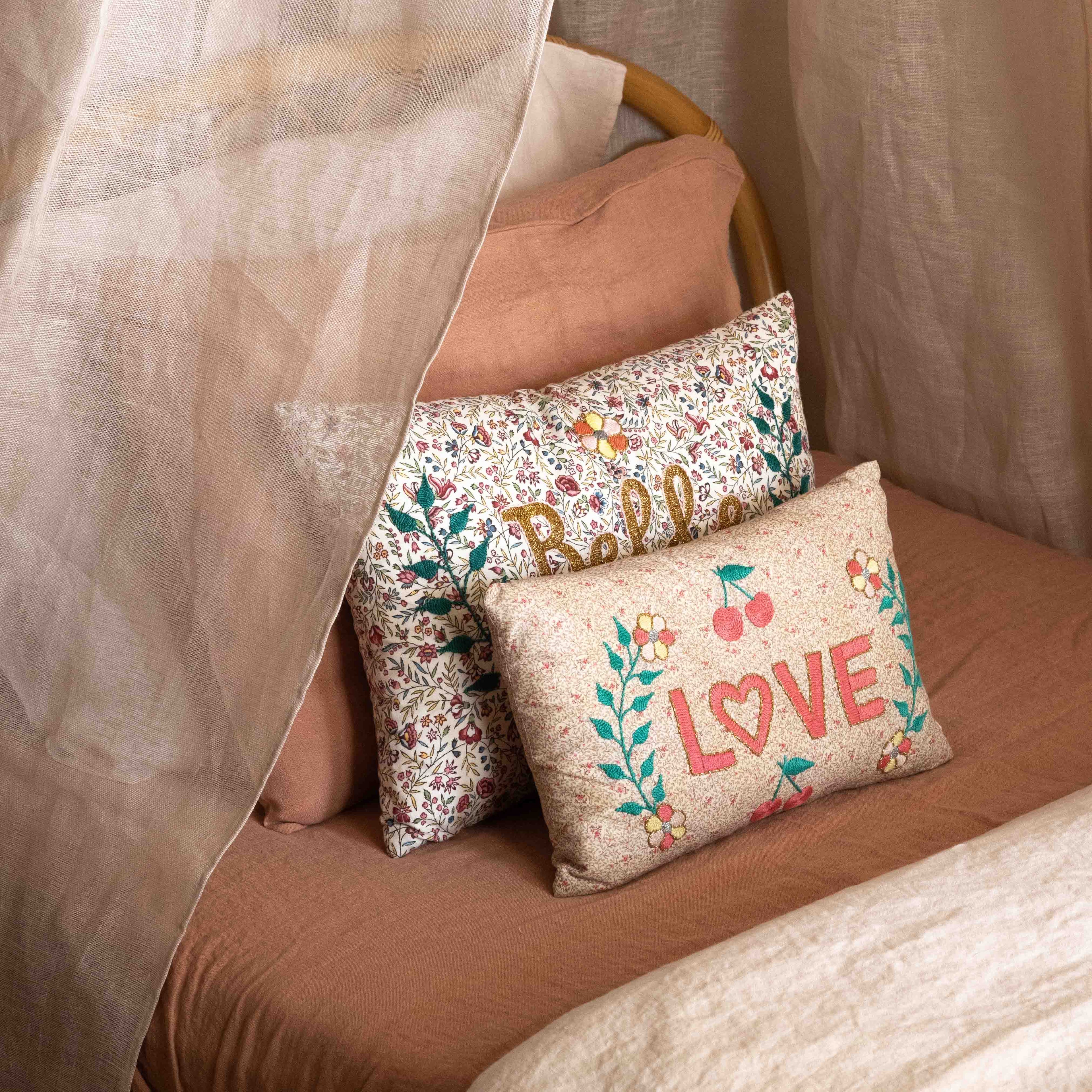 Belle Vie Cushion Gold Flowers