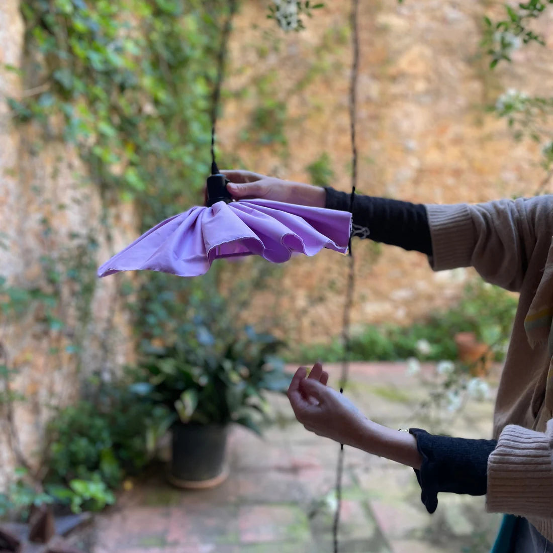 Poppy Pendant Lamp - Malva Violet