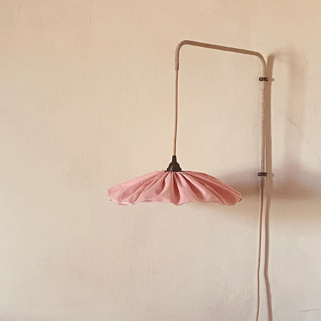 Poppy Wall Lamp - Rosa Peonia