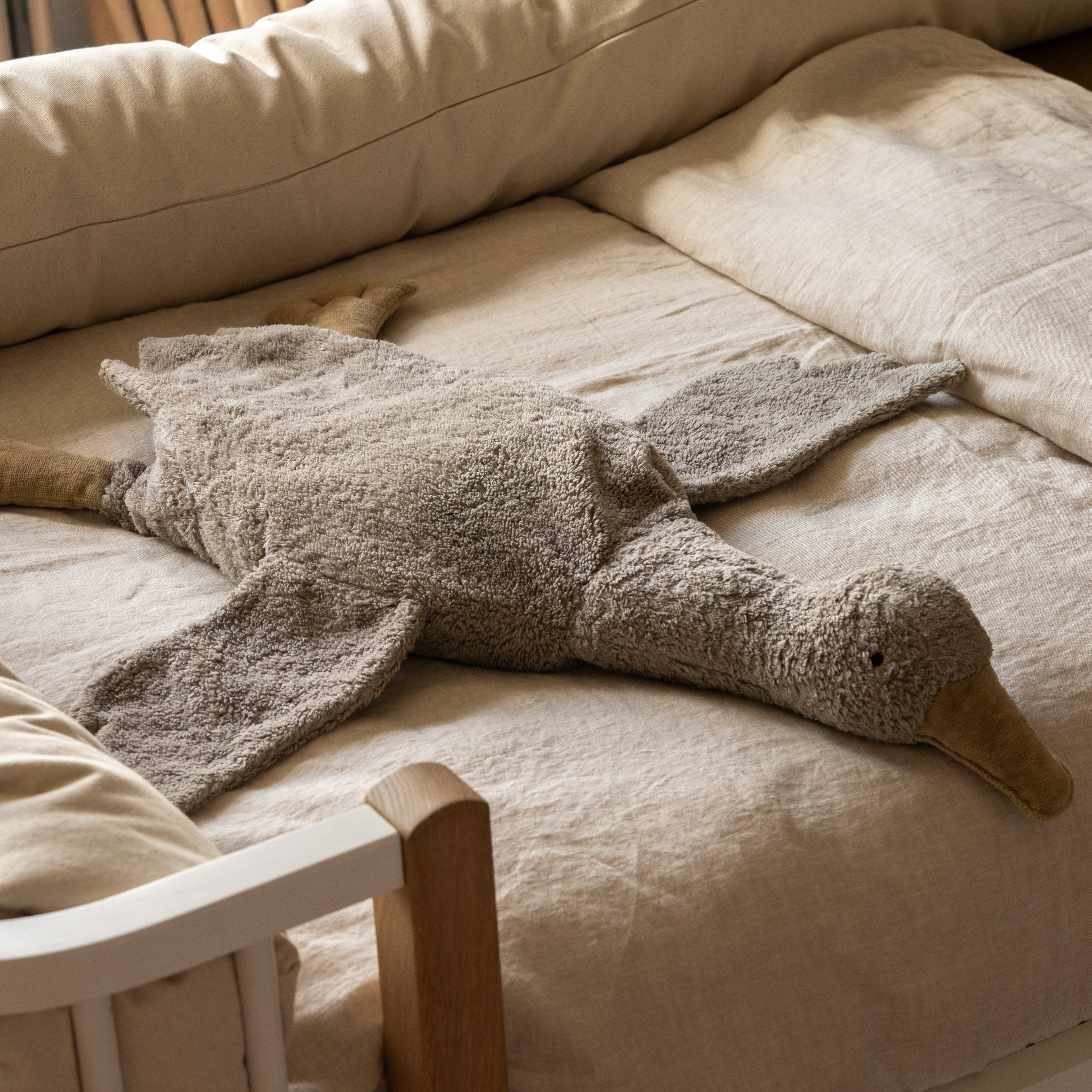 Cuddly Gans Large Grey