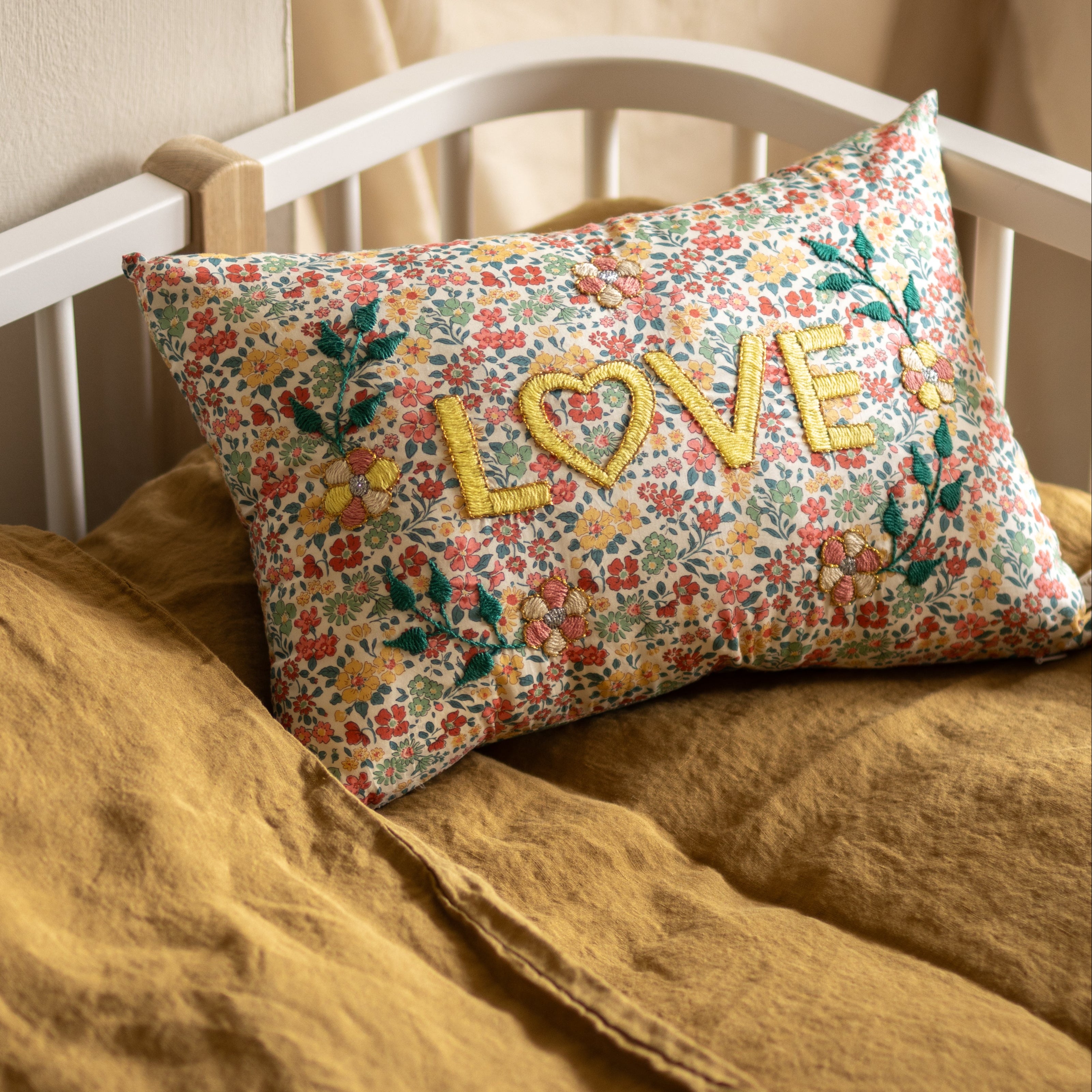 Cushion Love Butter Yellow