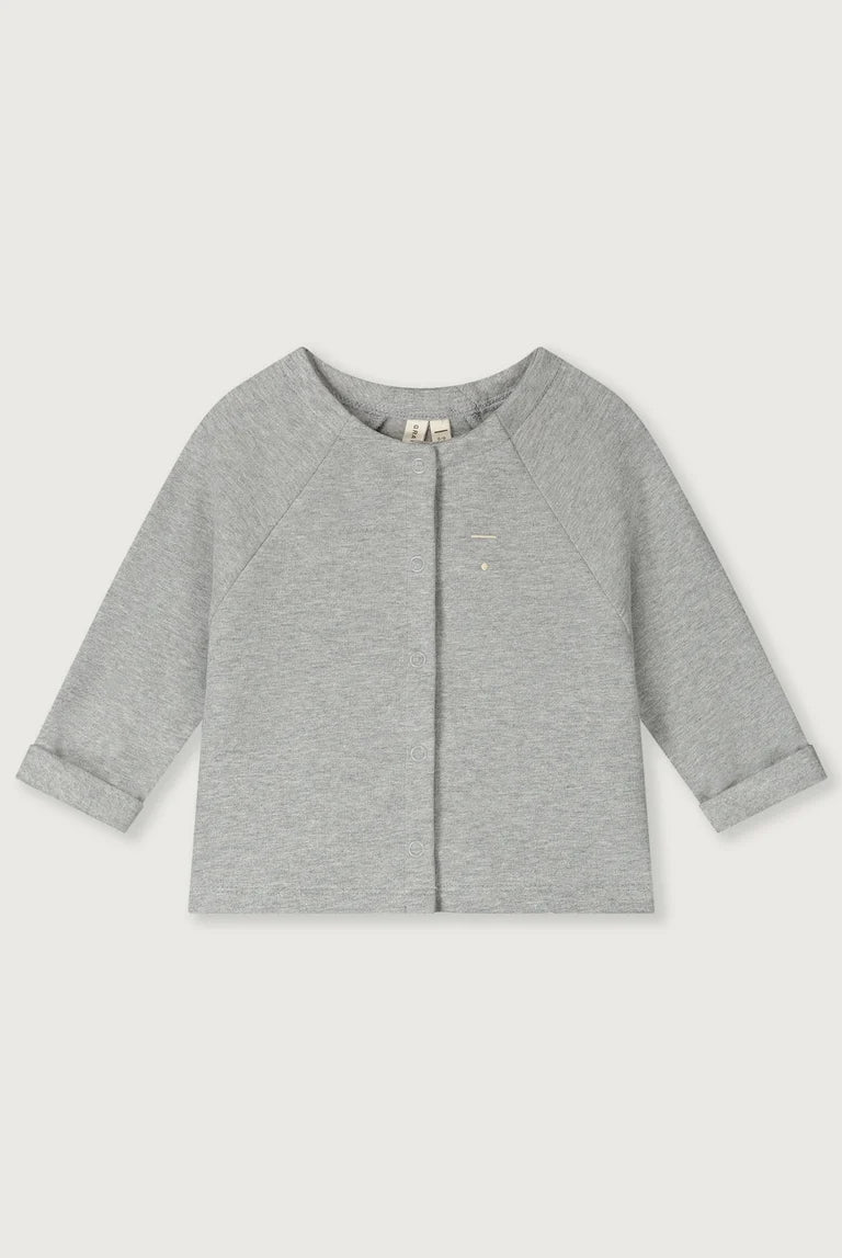 Gray Label Baby Cardigan in de kleur Grey Melange, van voren getoond met knoopsluiting, op een witte achtergrond