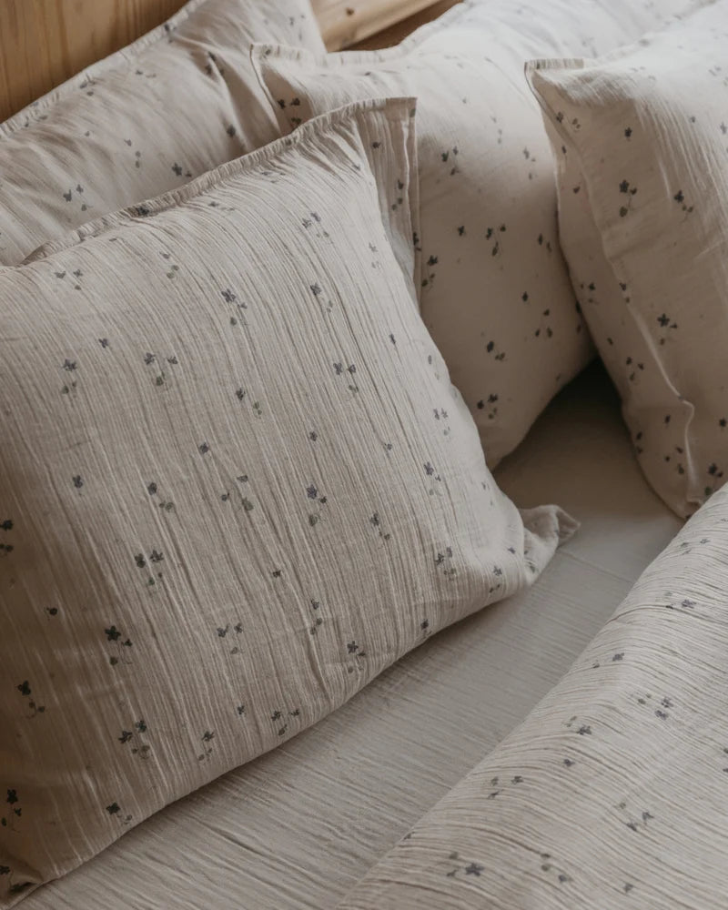 Muslin Pillowcase Viola