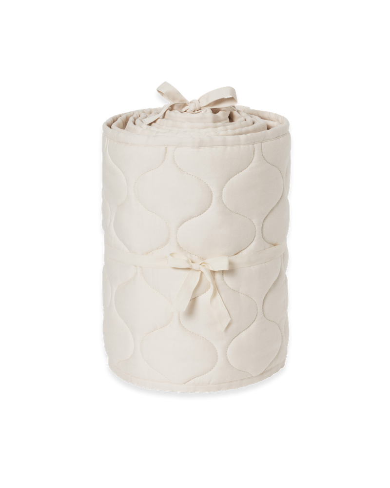 Satijnen gewatteerde Bumper Ecru