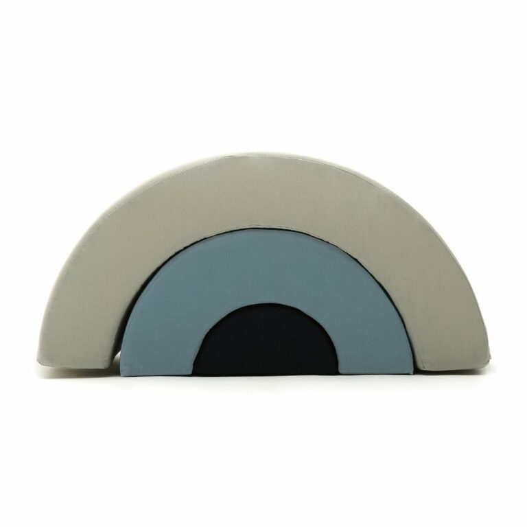 Milo Farrow Play Set