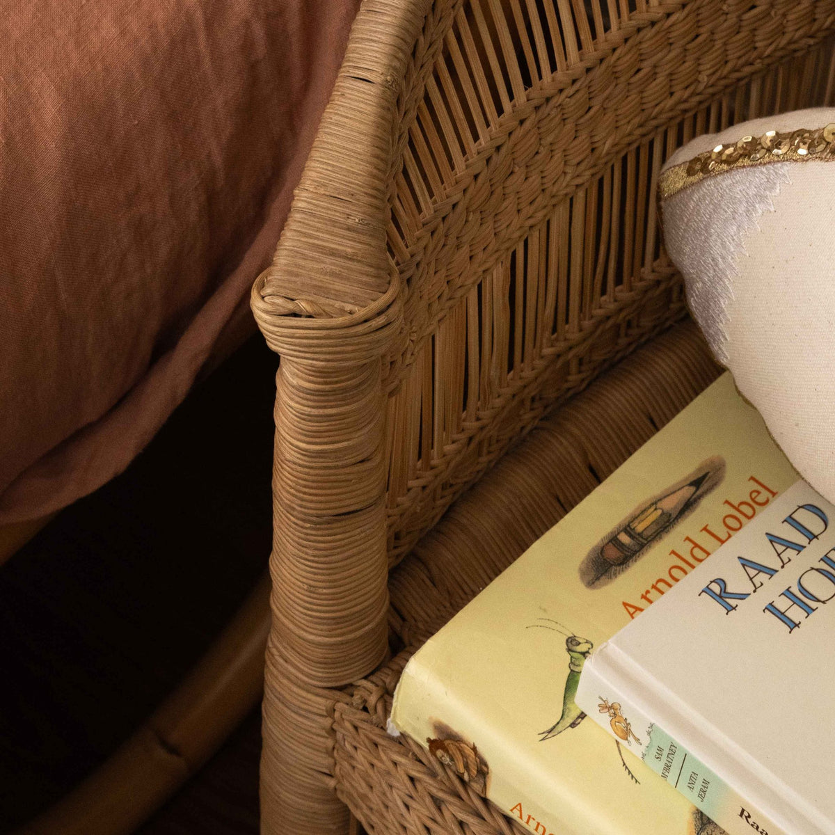 People of the Sun Malawi Chair Kids – detail of the handwoven pattern