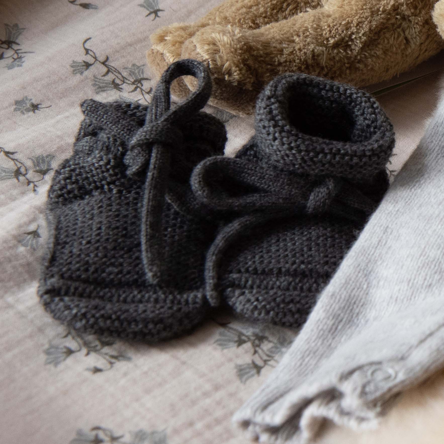 Merino Baby Booties Charcoal