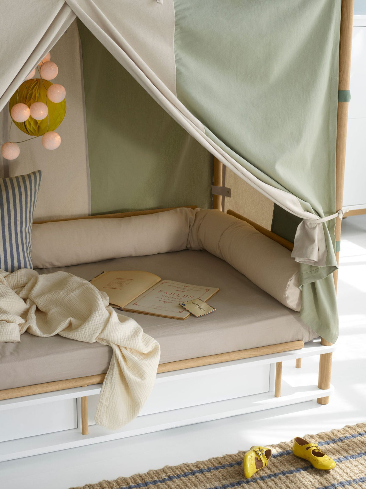 Oliver Furniture Camp Canopy Bed White/Oak – lifestyle view alternate angle