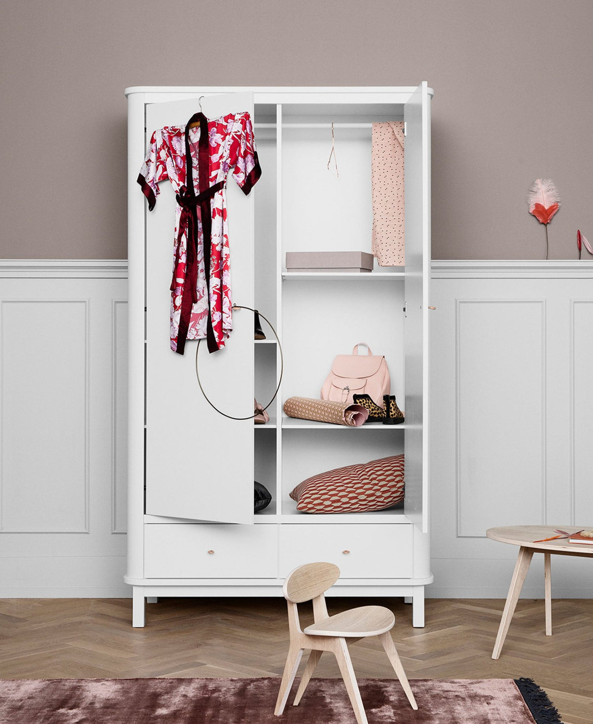 Oliver Furniture Wood Wardrobe 2 Doors, white – flexible shelving and fixed hanging rod