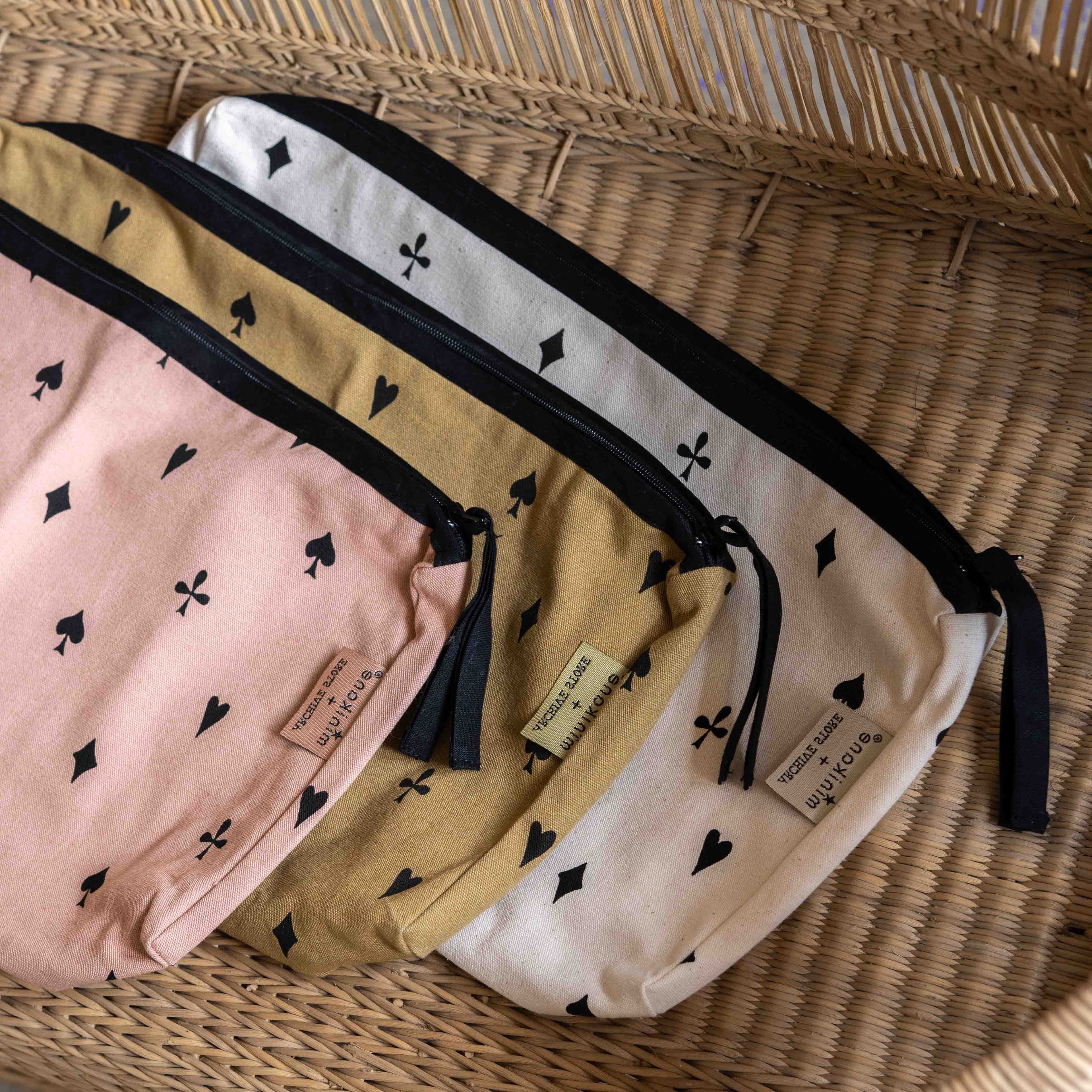 Toiletry Bag Ecru