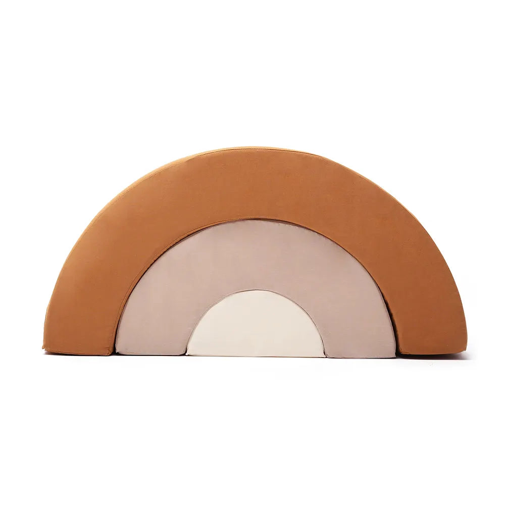 Milo Camel Play Set