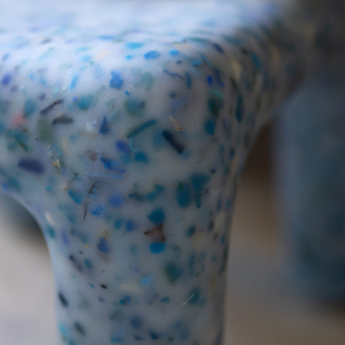 EcoBirdy Charlie Chair in Sky, detail view
