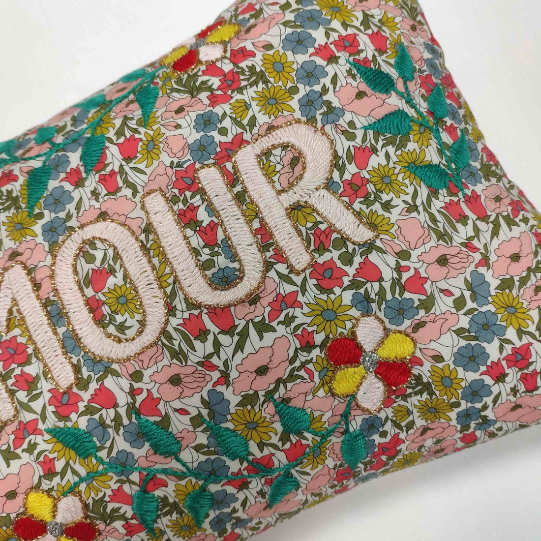 Amour Cushion Field Flower 30x40