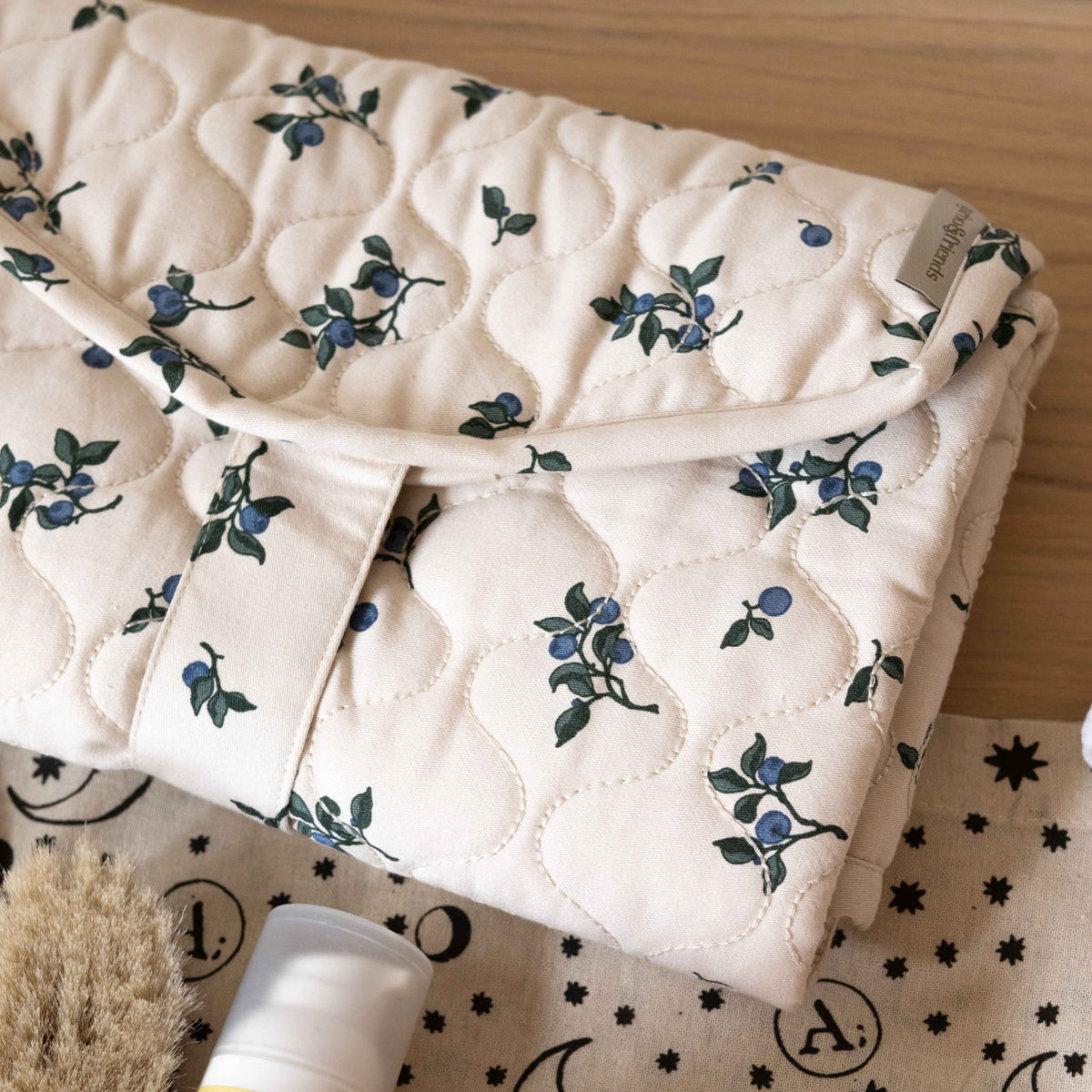 Garbo&Friends Change To Go changing pad in Blueberry print, detail view