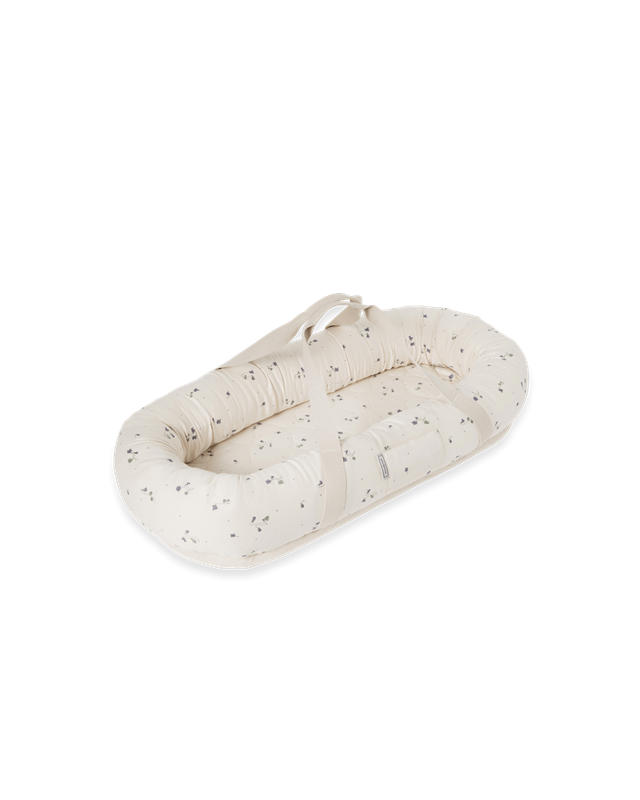 Satijnen Baby Nest Viola