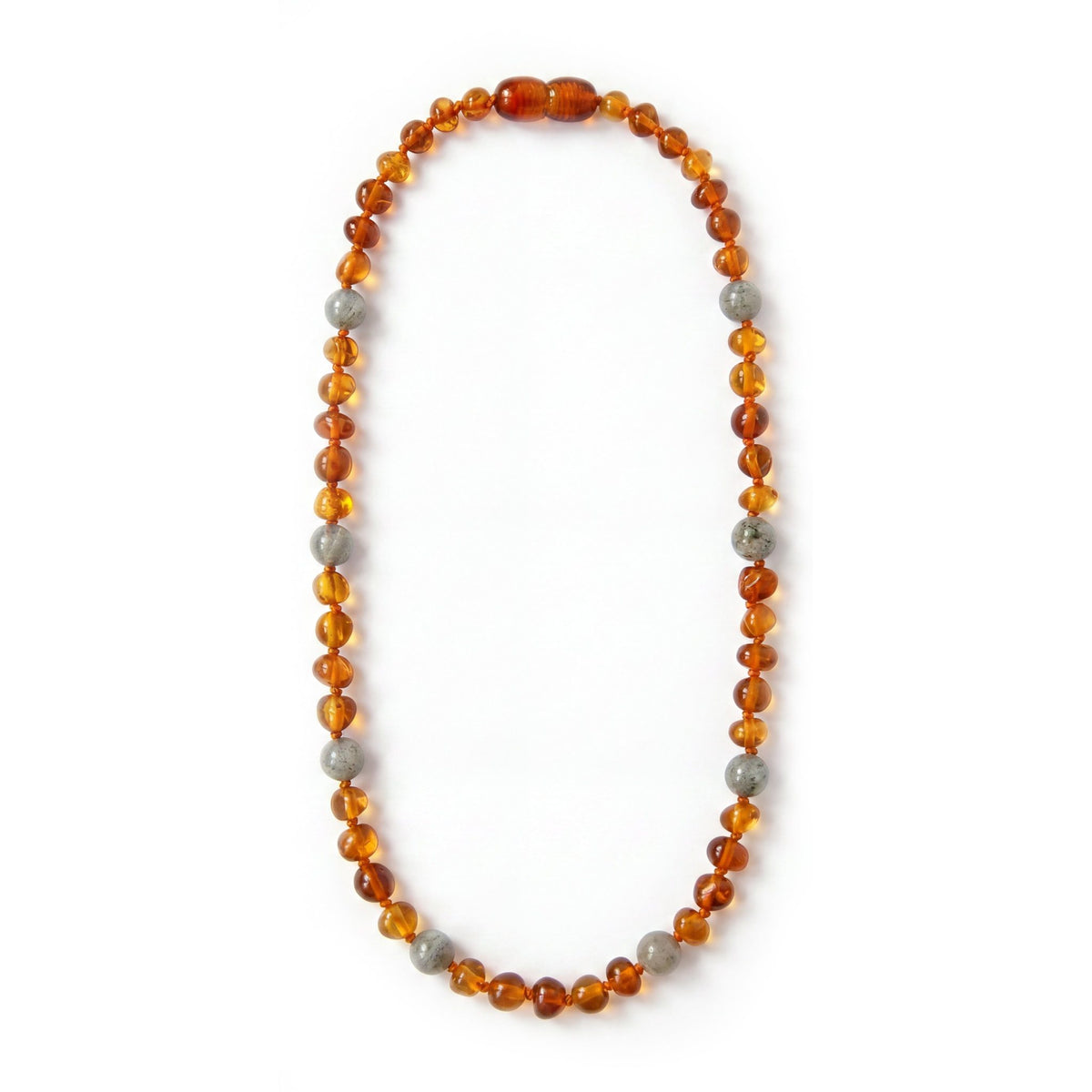 Hazel & George Amber Necklace Cognac Labradorite in size 60 cm for adults, long necklace of cognac-colored amber beads alternated with Labradorite, on a white background