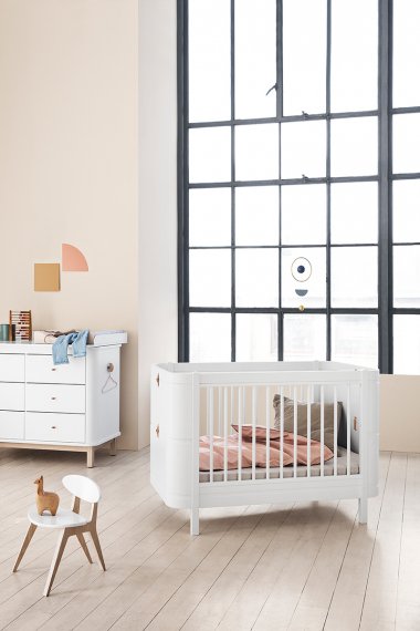 Wood Mini+ Cot Incl. Junior Kit | White