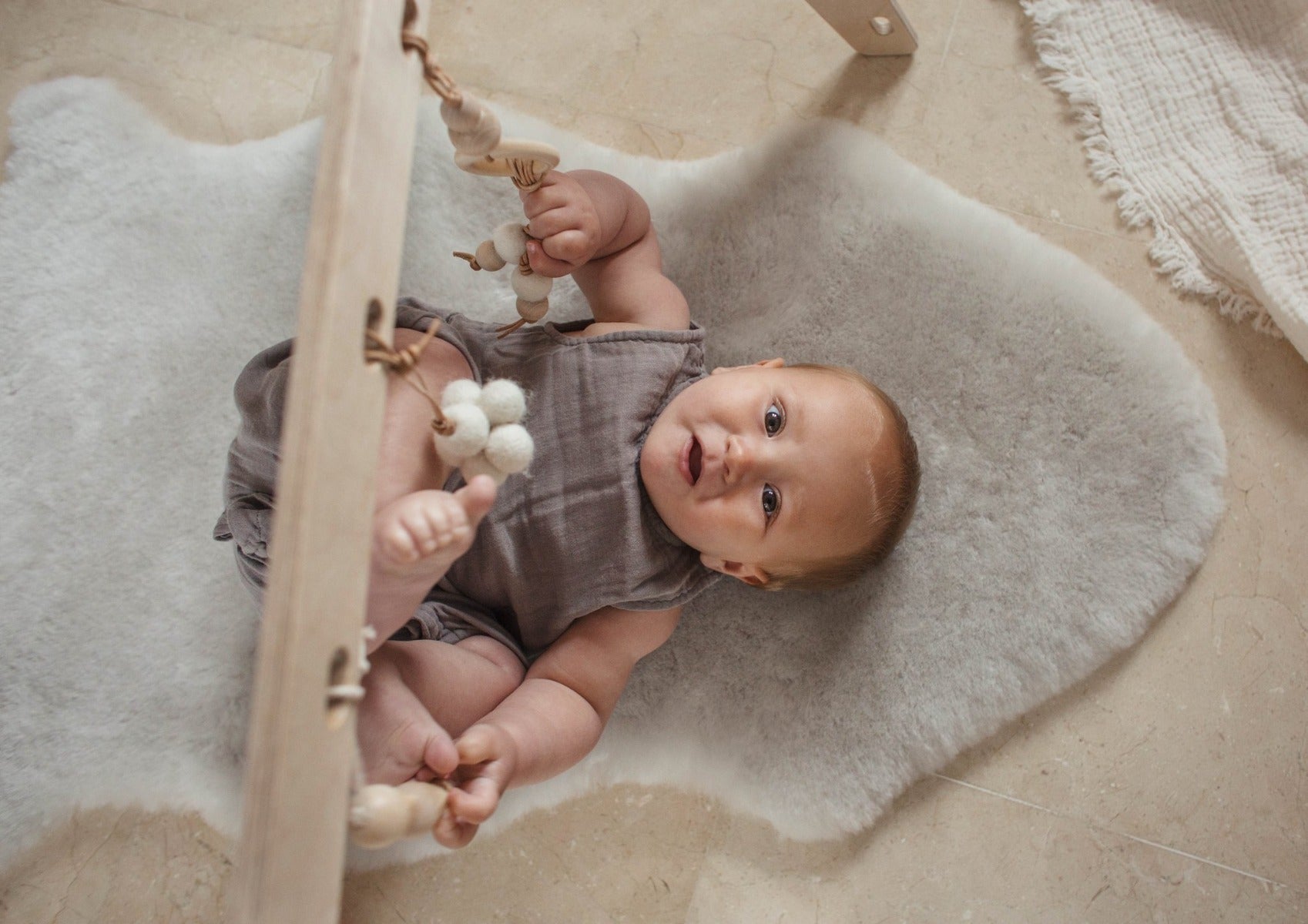 Sheepskin Wrigglemat Moon