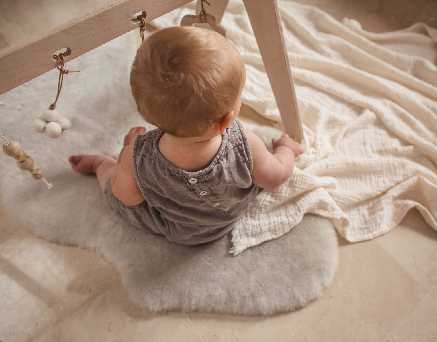 Sheepskin Wrigglemat Moon