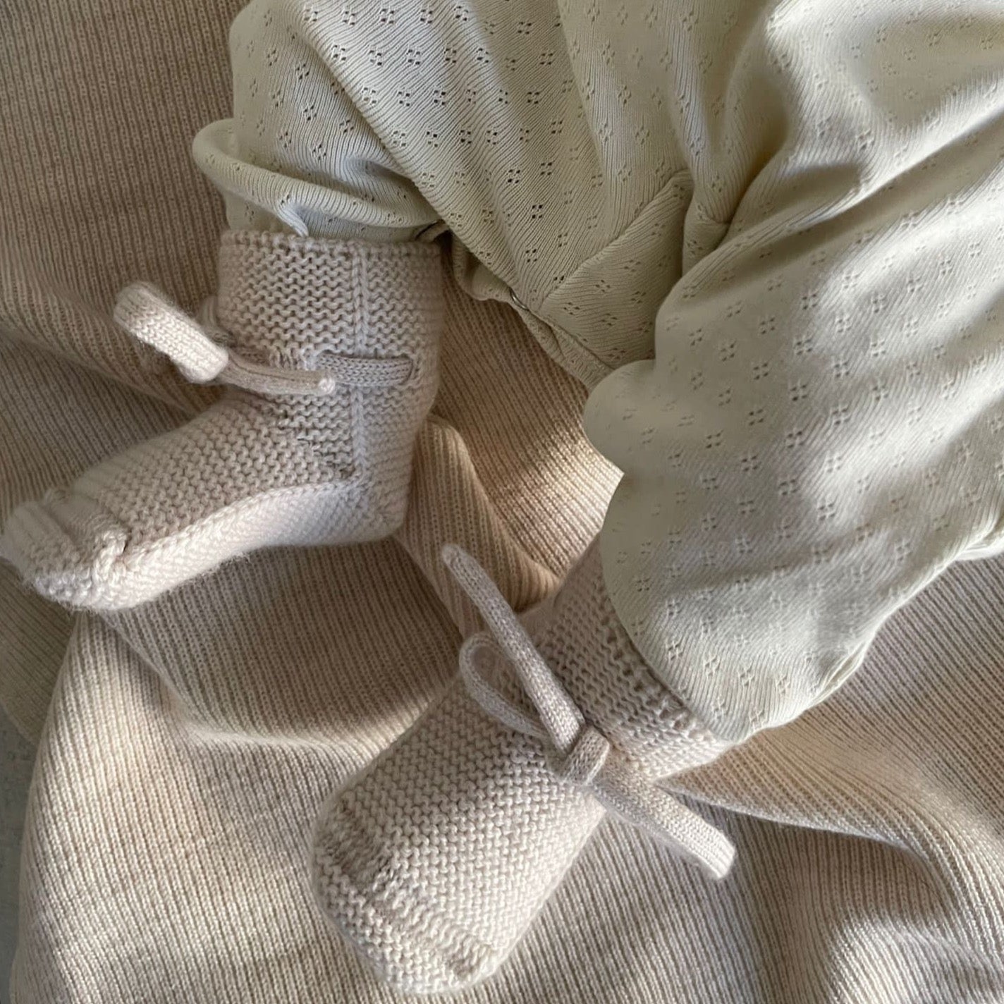 Merino Baby Booties Off White
