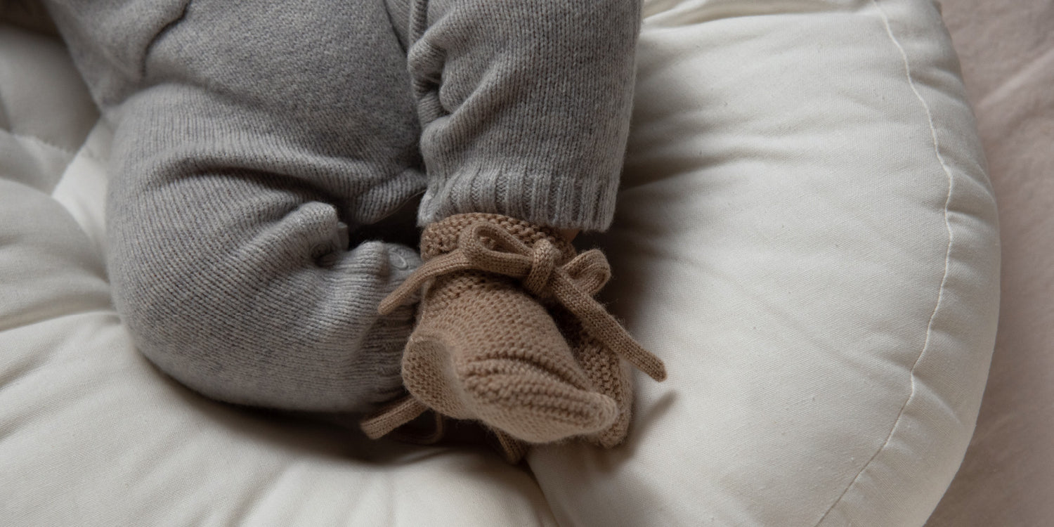 baby clothing accessories