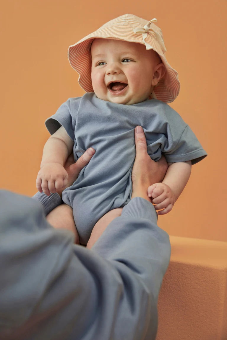 Baby Zonnehoedje Melon-Cream