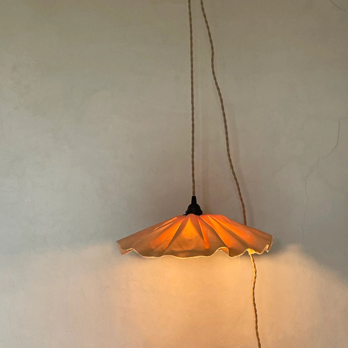 Close-up of Poppy Pendant Lamp - Rosa Salmon by Chamusquina