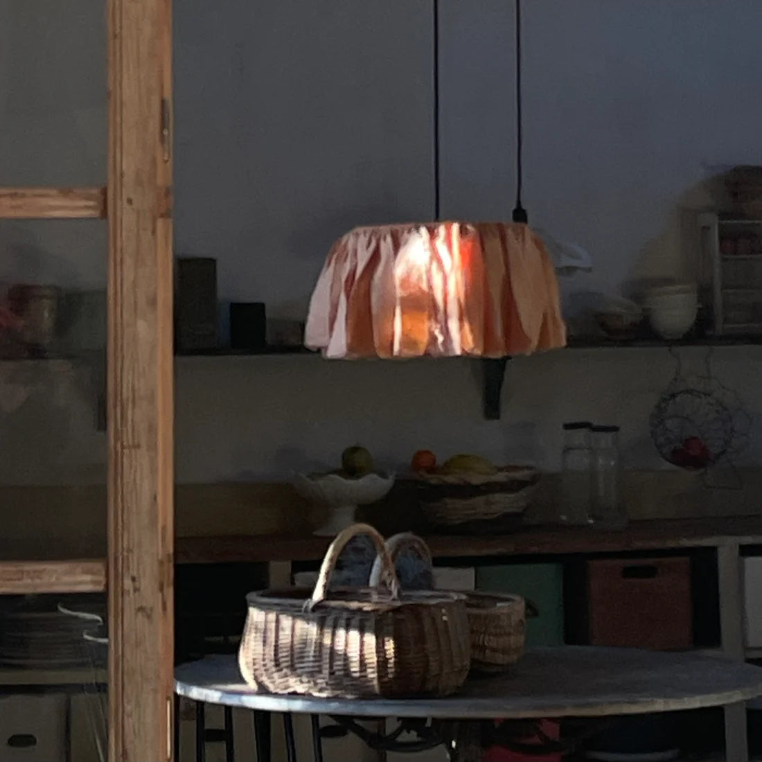 Musa Pendant Light Rosa
