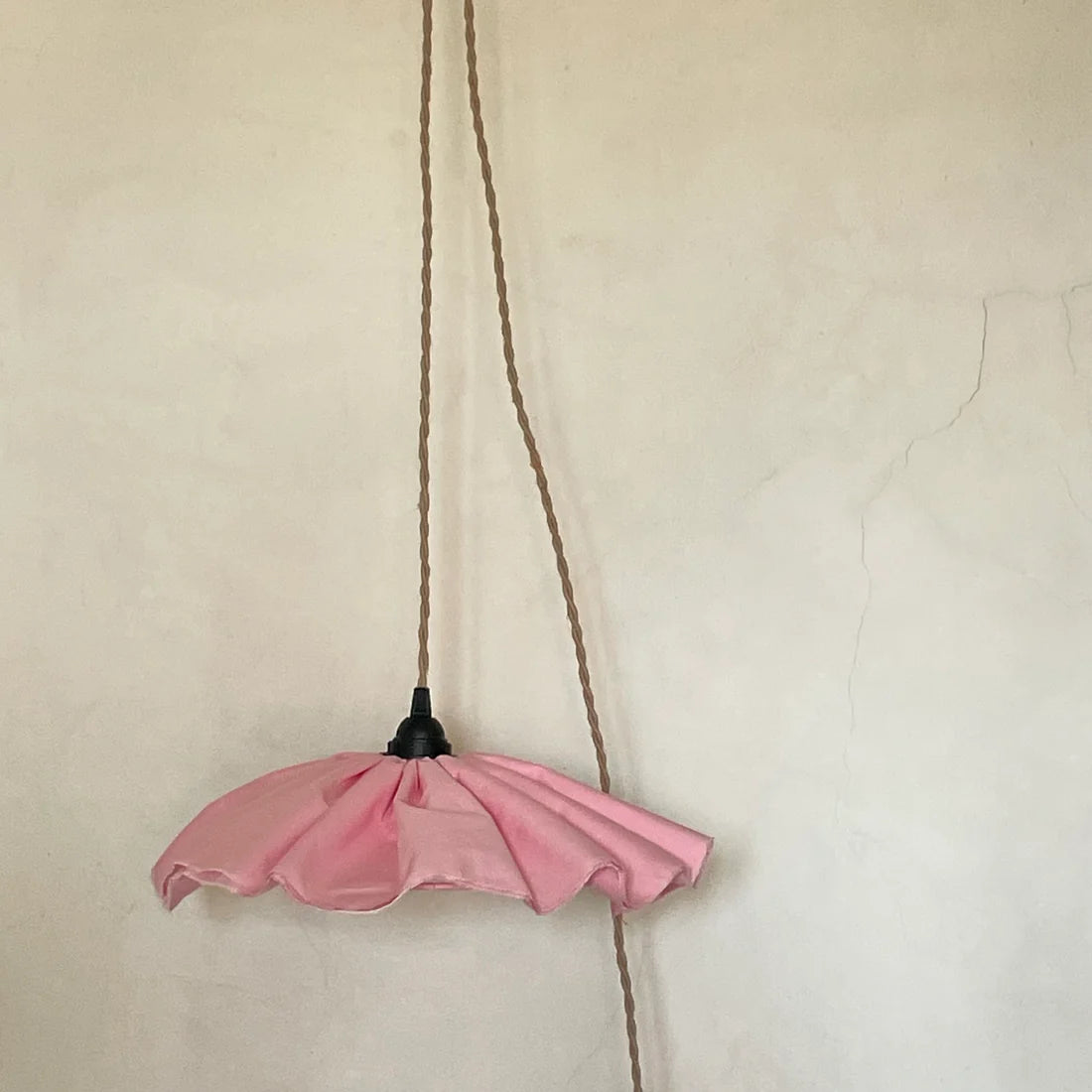 Poppy Pendant Lamp - Rosa Peony