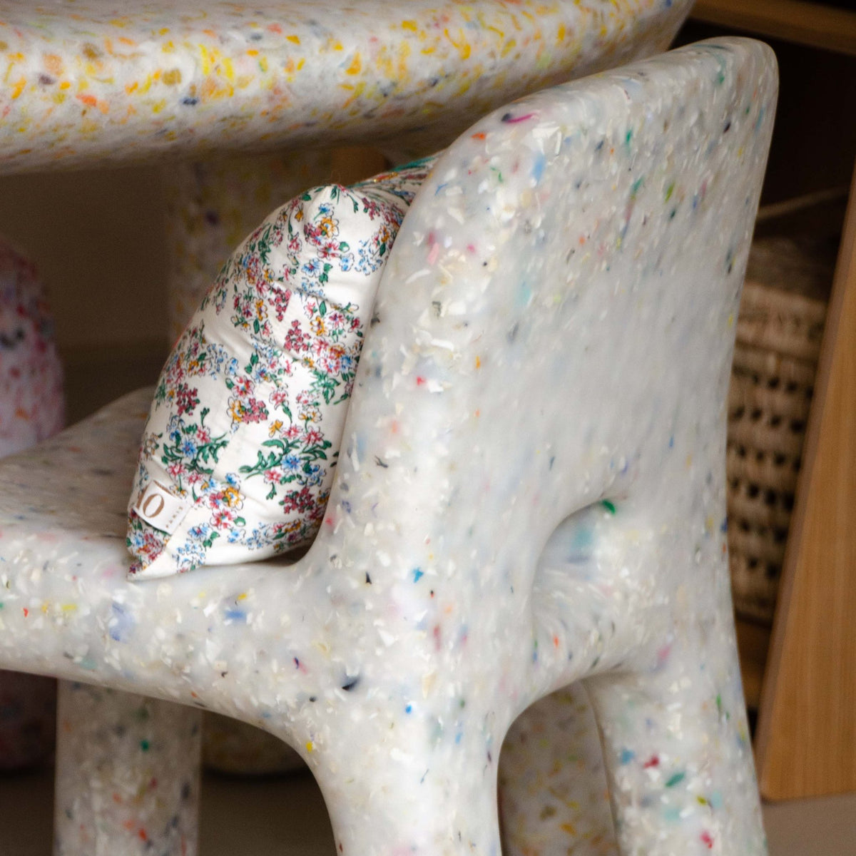 EcoBirdy Charlie Chair in Off White, product photo