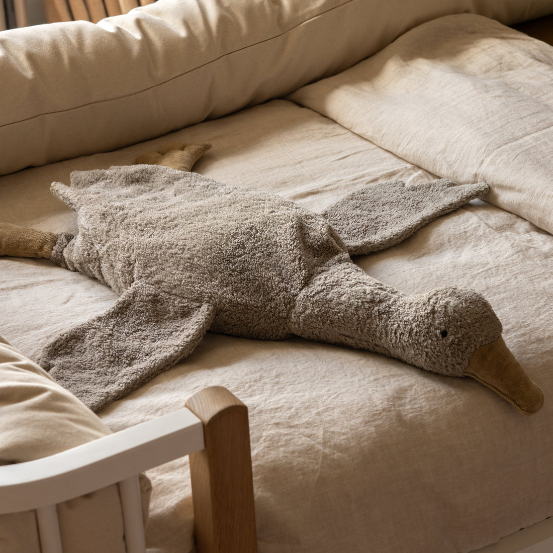 Cuddly Gans Large Grey