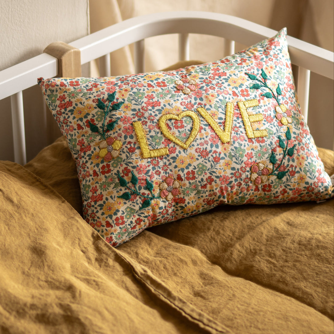 Cushion Love Butter Yellow