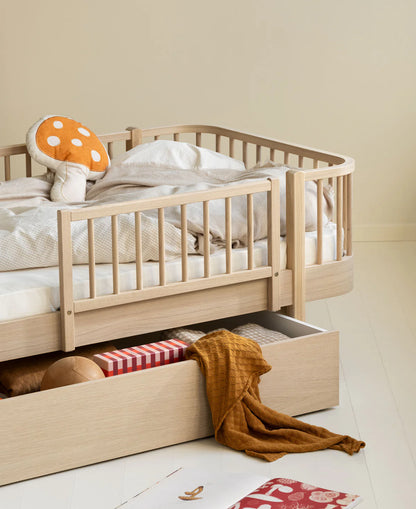 Wood Bed White