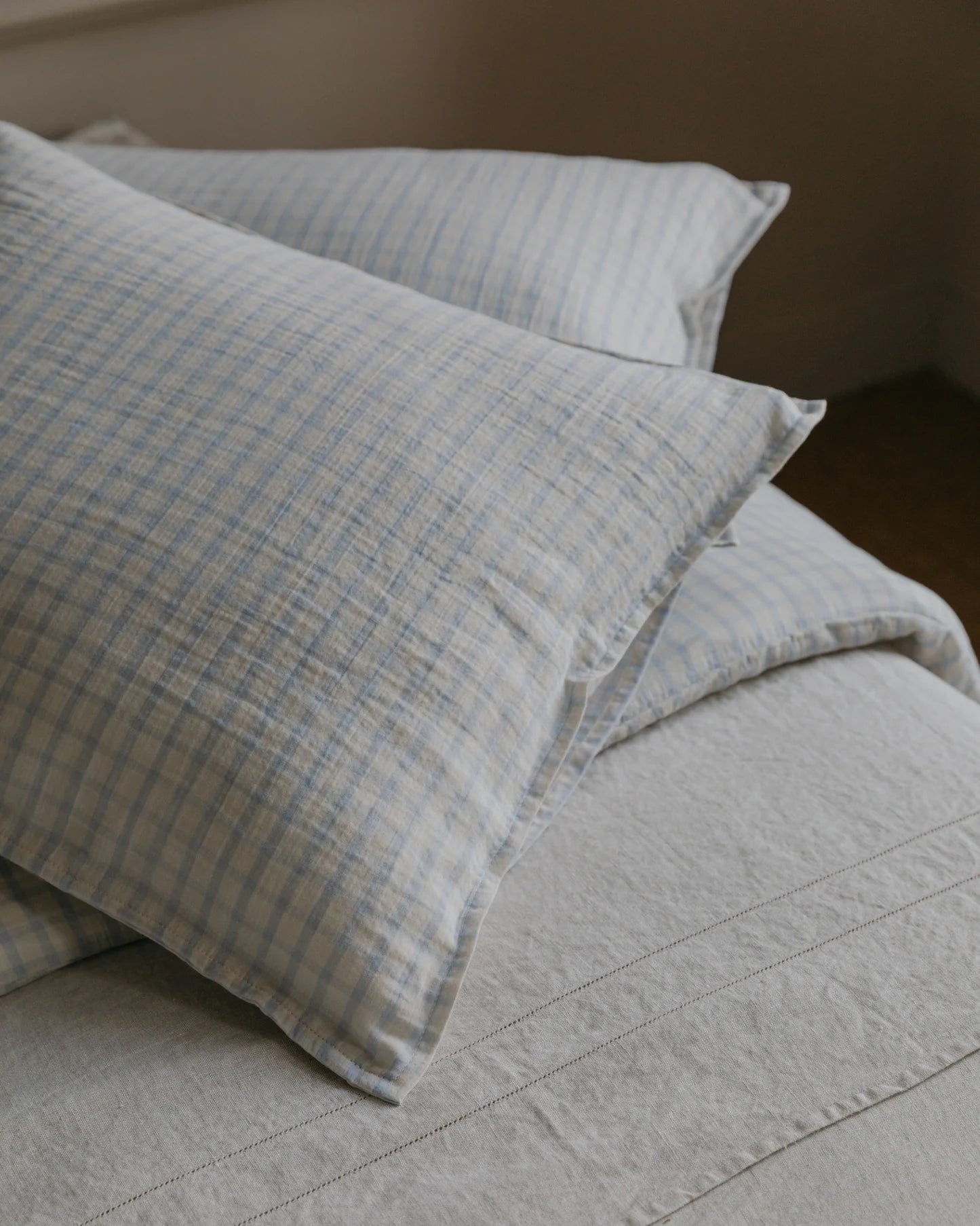 Muslin Pillowcase Gingham Sky