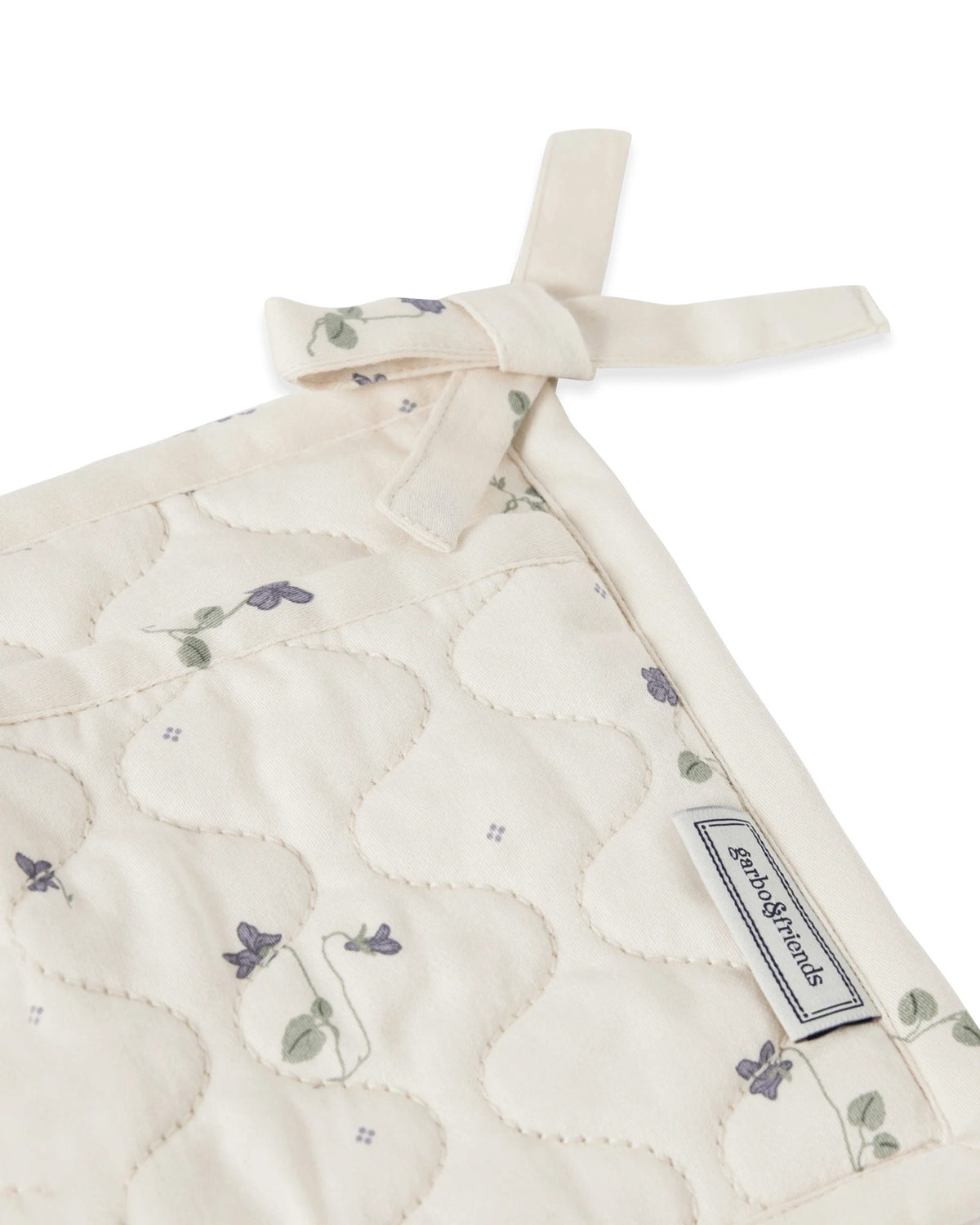 Garbo &amp; Friends Bed Pocket Viola – detail of the pocket design