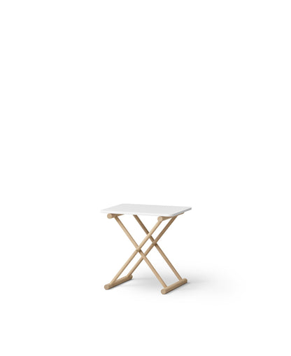 Oliver Furniture Camp Bed Table High, White/Oak – lifestyle view