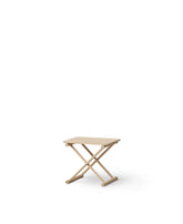 Oliver Furniture Camp Bed Table Low, Oak – lifestyle view