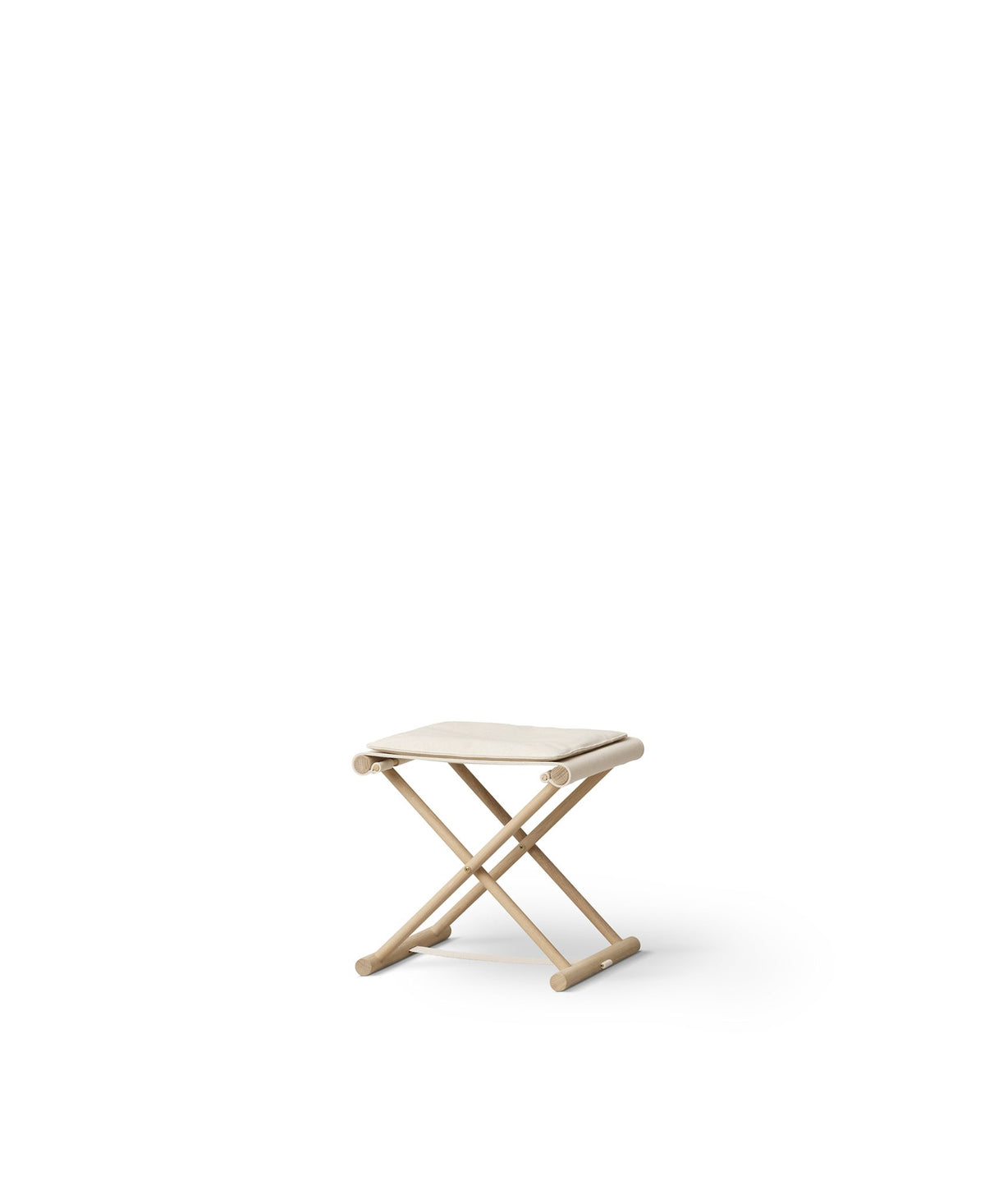 Oliver Furniture Camp Toddler Stool Oak/Undyed – lifestyle view alternate angle