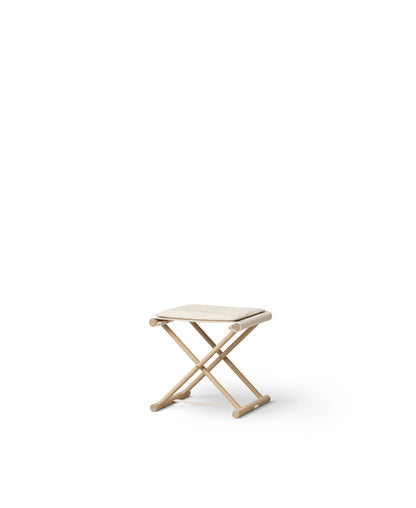 Oliver Furniture Camp Toddler Stool Oak/Undyed – lifestyle view alternate angle