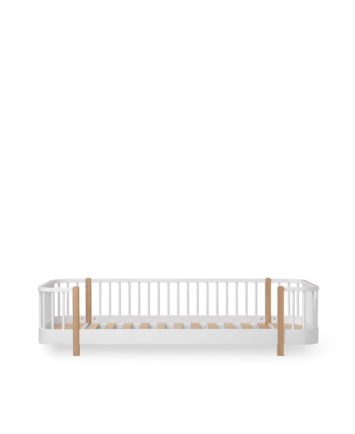 Oliver Furniture Wood Original Floor Bed White/Oak – front view