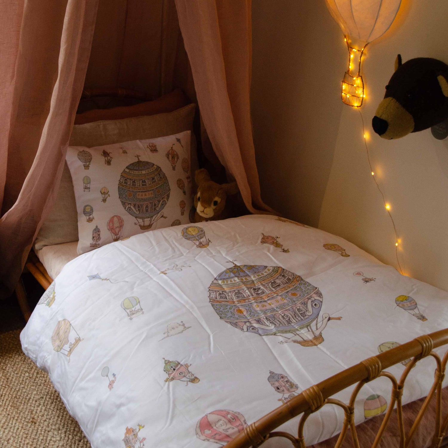 Reversible Quilt Monceau Mansion / Hot Air Balloons