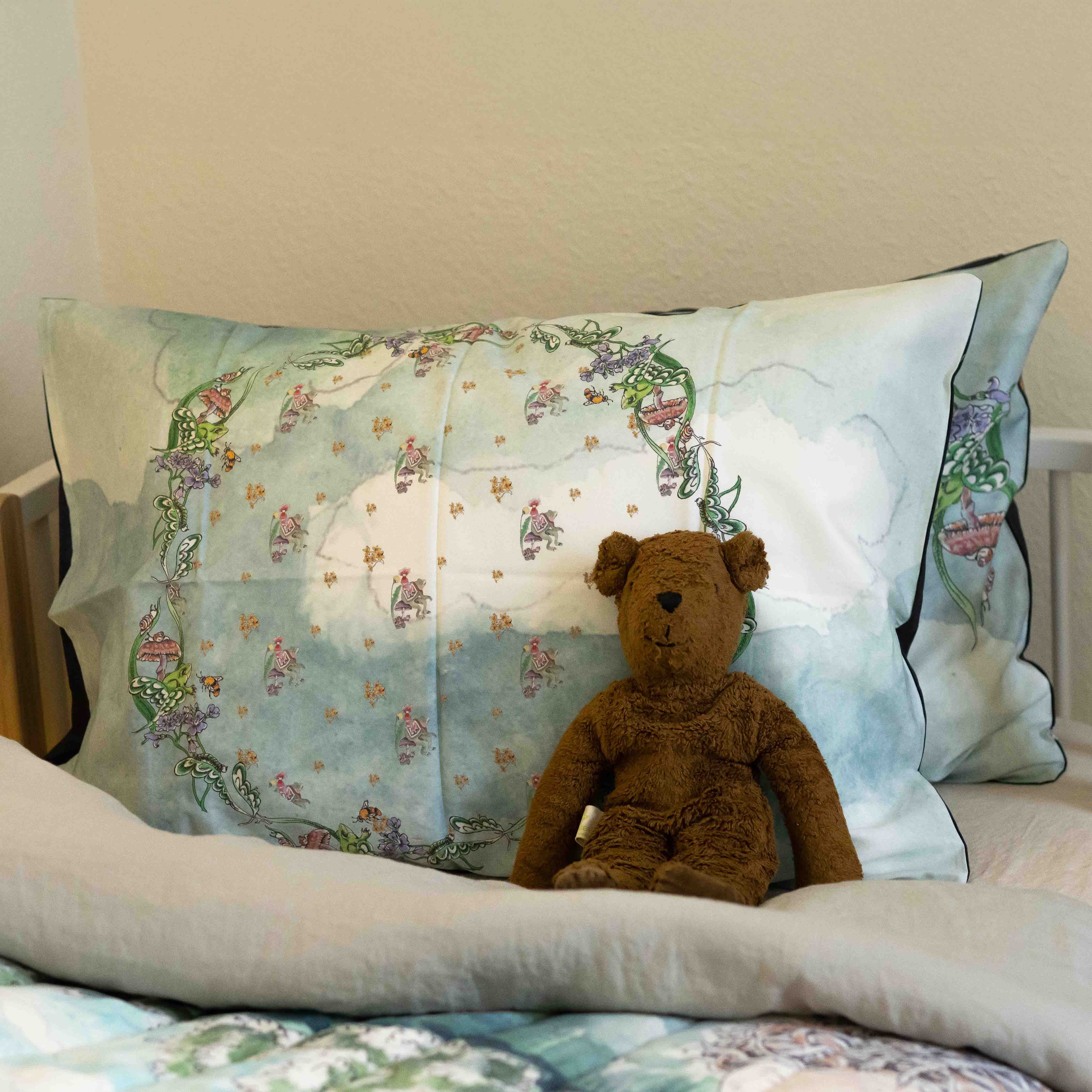 Reversible Pillow Cover Frog Maiden