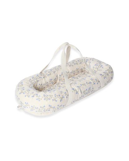 Satin Baby Nest Bell Flower, lifestyle photo