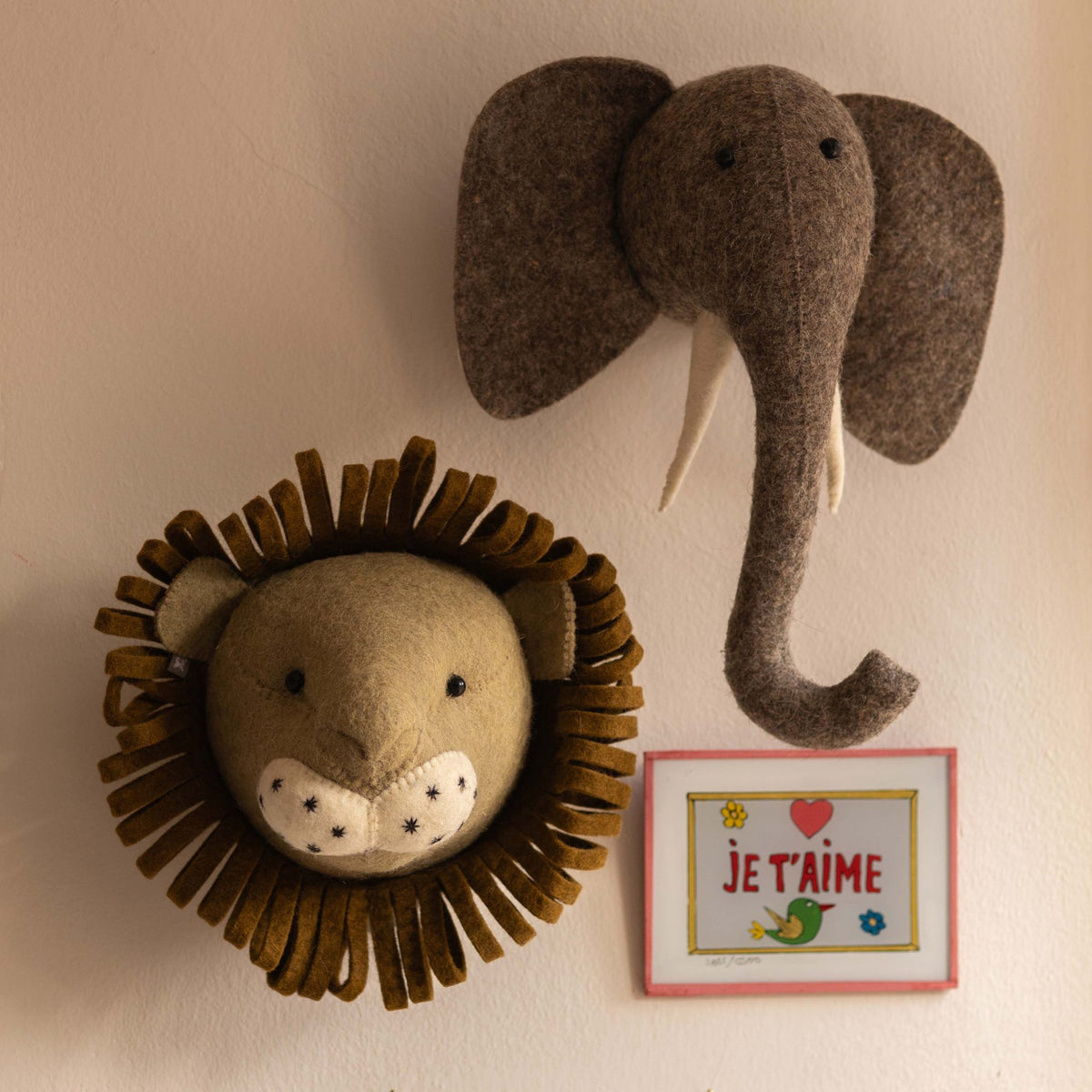 Fiona Walker England Animal Head Mini Lion wall decoration, felt lion head
