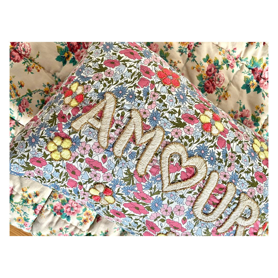 Amour Cushion GField Flowers Pastel