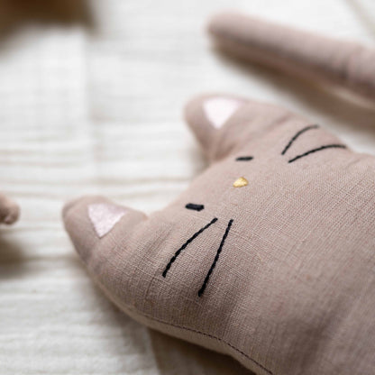 Mumi Cat Toy by Dear April, detail view