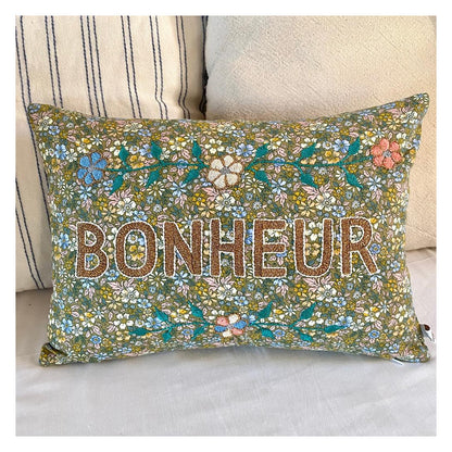 Bonheur Cushion Green Flowers 30x40