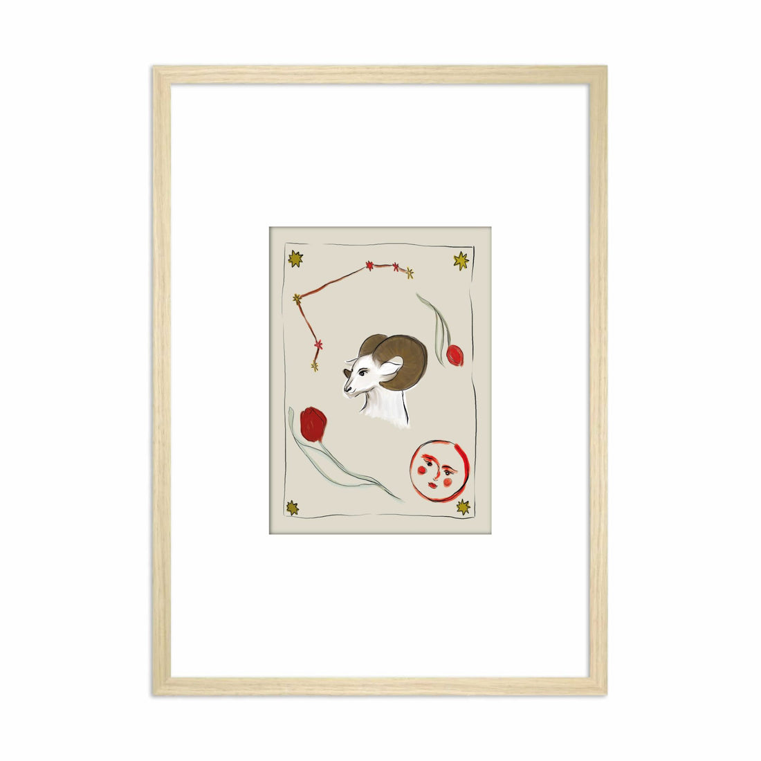 Ingelijste Hazel &amp; George Ram-poster met een ramskop, een rode maan en tulpen op een lichte achtergrond, in een lichte houten lijst